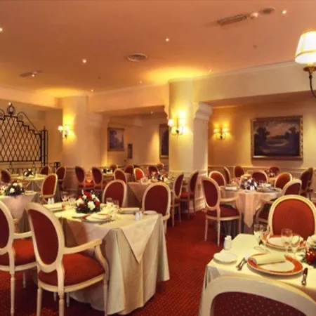 Hotel Grand Barone Di Sassj
